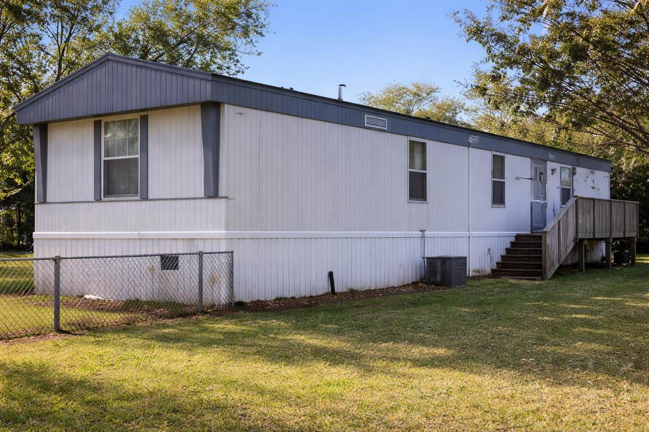 401 Horton Lane - Photo 1