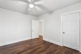 300 Oak Street - Photo 19