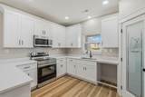 924 Stratford Avenue - Photo 11