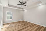 924 Stratford Avenue - Photo 15