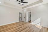 924 Stratford Avenue - Photo 16