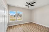 924 Stratford Avenue - Photo 20