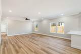 924 Stratford Avenue - Photo 7