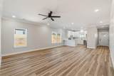 924 Stratford Avenue - Photo 9
