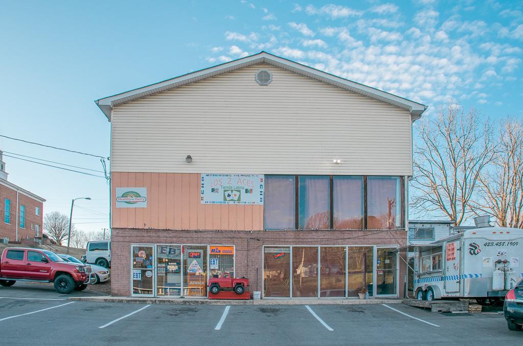 1360 Wildwood Ave - Photo 1