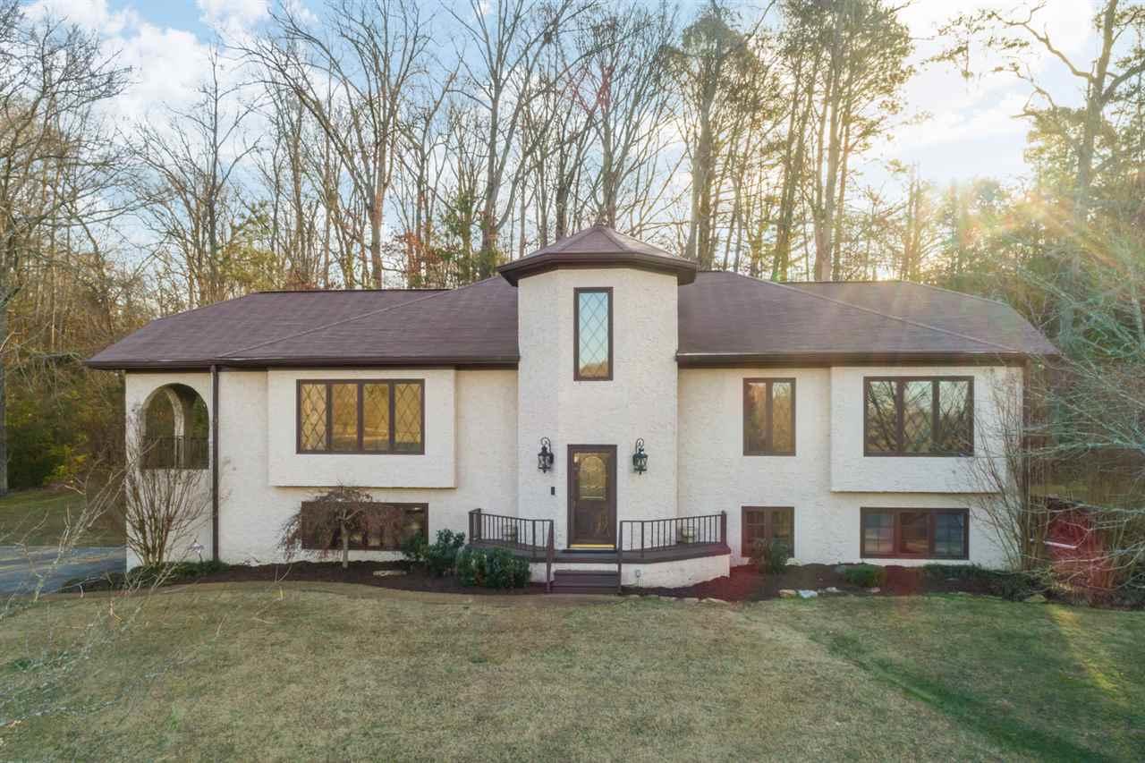 450 Hunt Cliff Drive - Photo 1