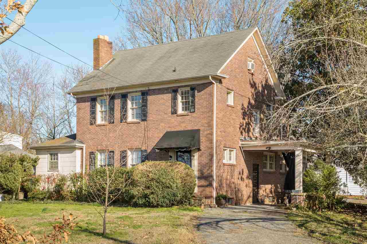 4400 Ocoee Street N - Photo 1