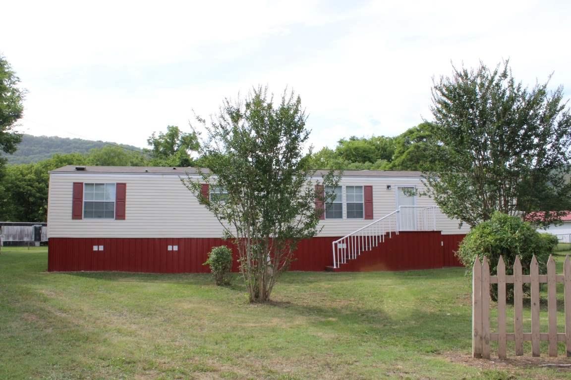 425 Pocahontas Avenue - Photo 1