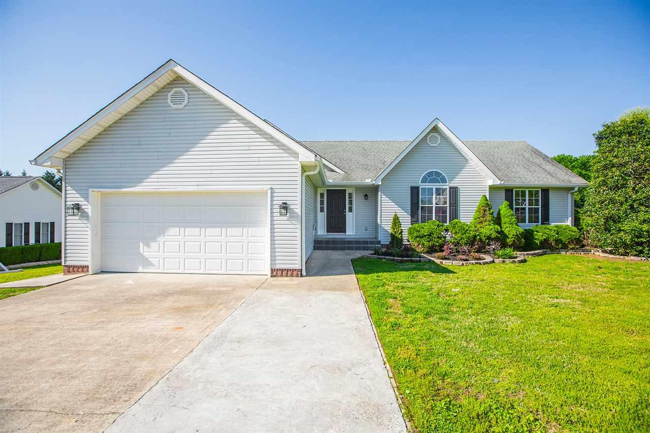 121 Weatherford Drive - Photo 1