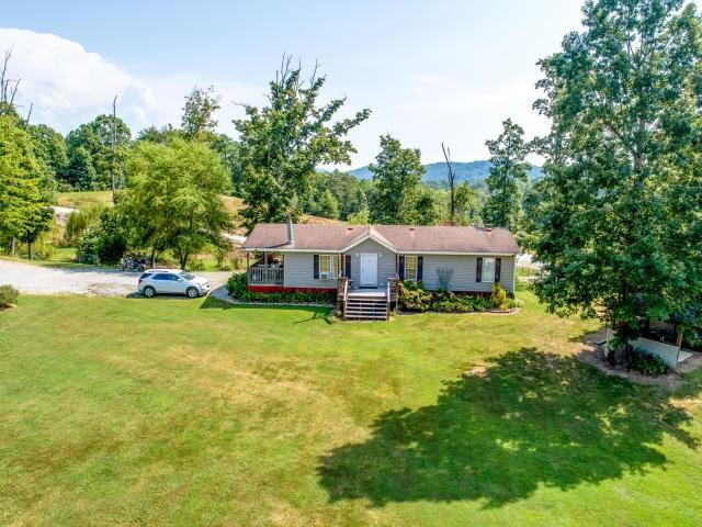 207 Chevy Lane - Photo 1