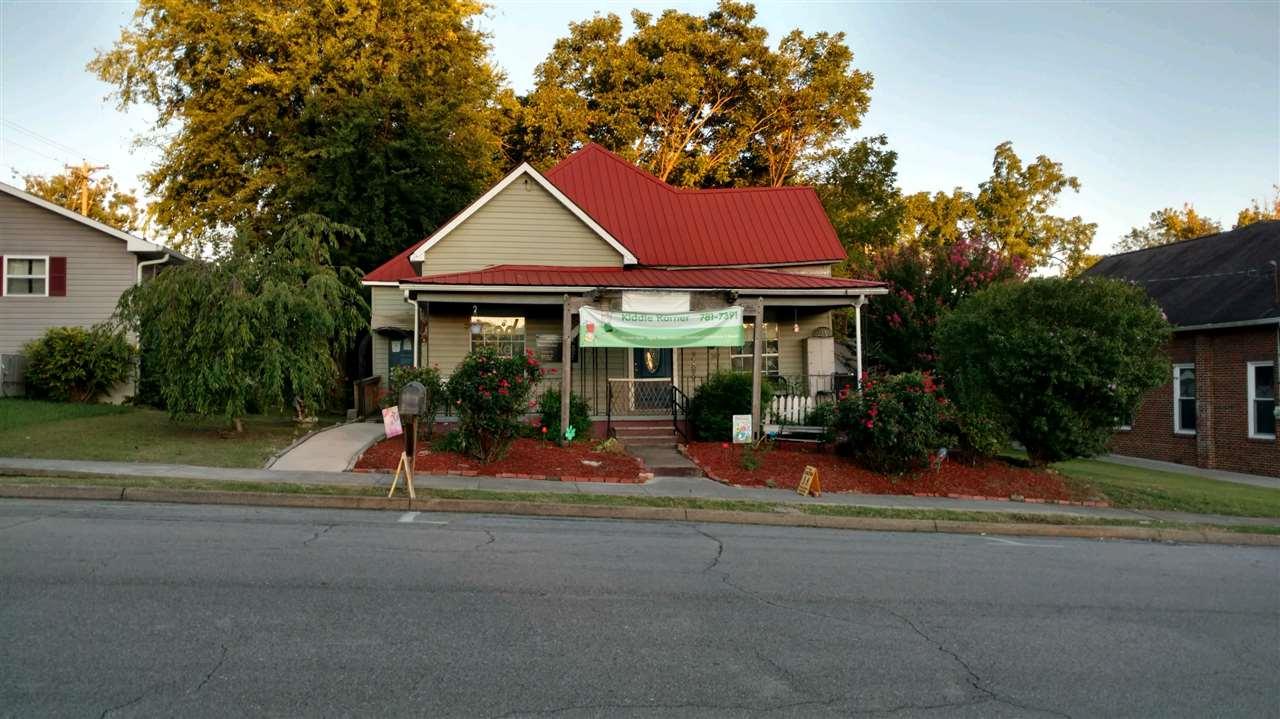 507 Washington Avenue - Photo 1