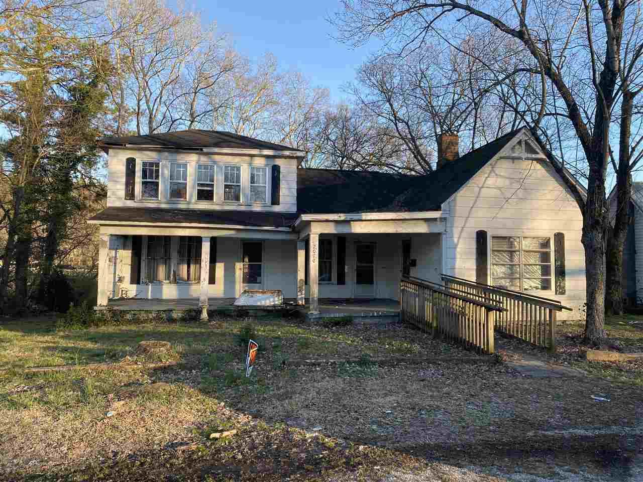 2070 Market St - Photo 1
