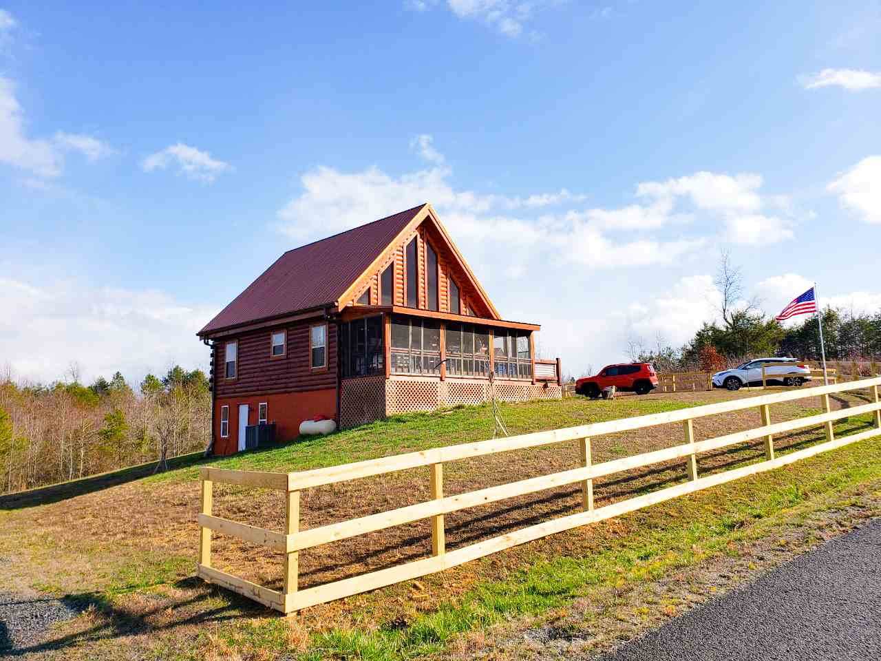 150 Patricia Lane - Photo 1
