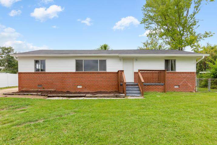1405 Meadowlark Lane - Photo 1