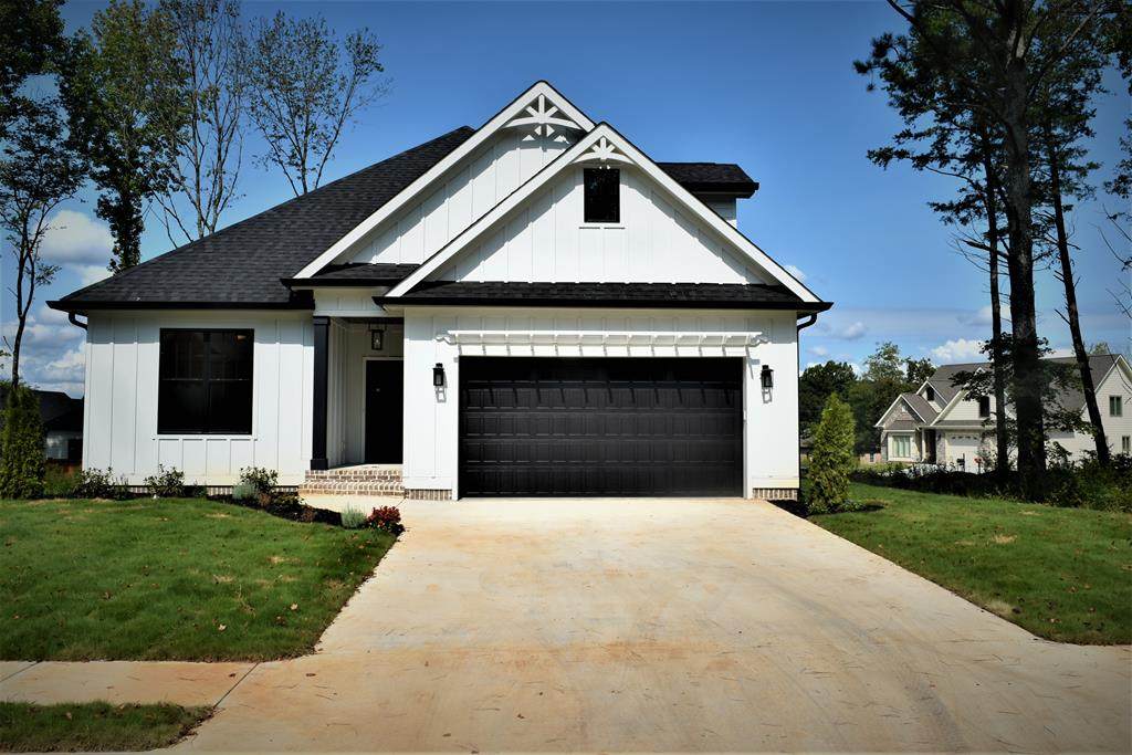 5032 Lakeside Lane - Photo 1