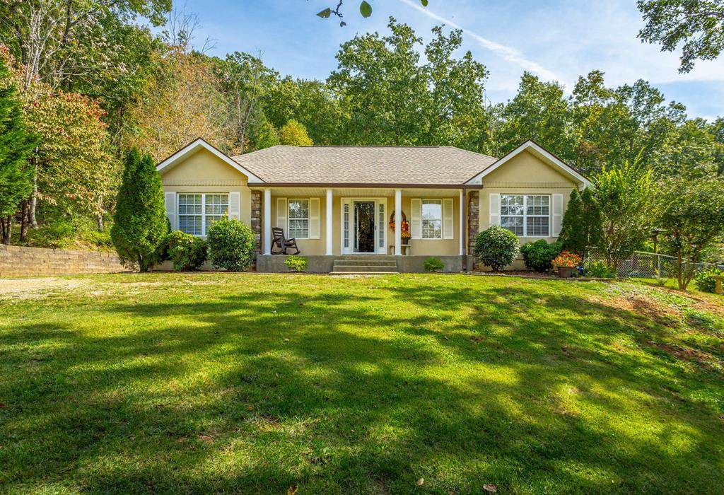 220 Gentry - Photo 1