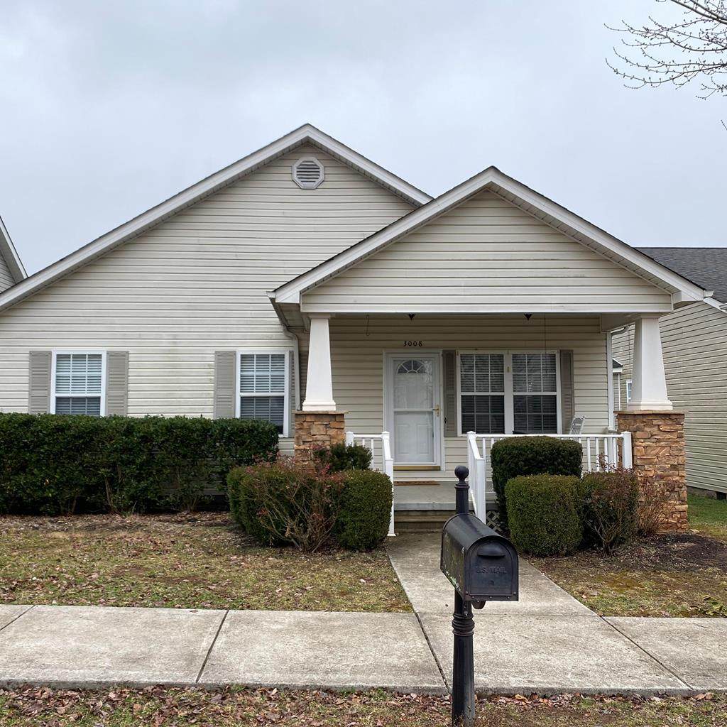 3008 Franklin Ave - Photo 1
