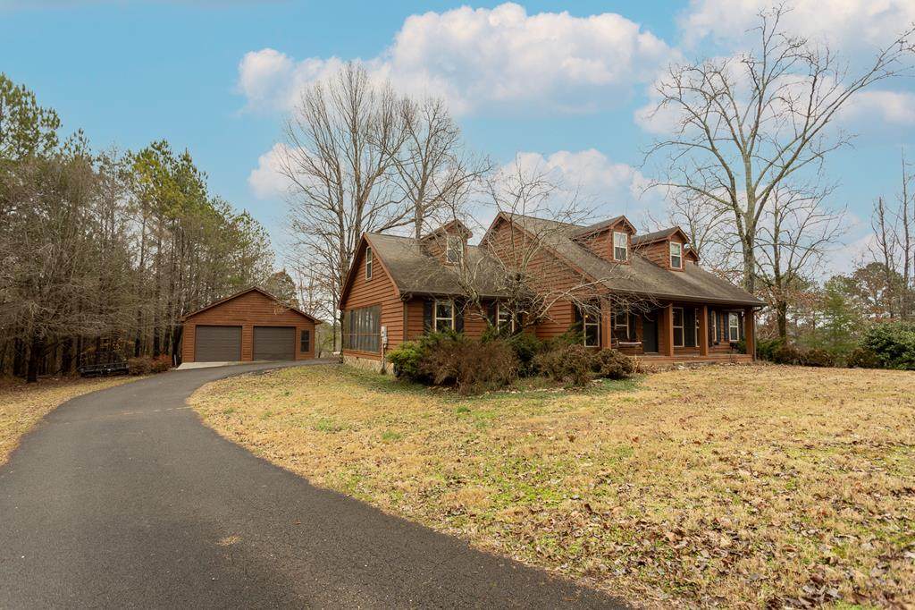 533 Dogwood Circle - Photo 1