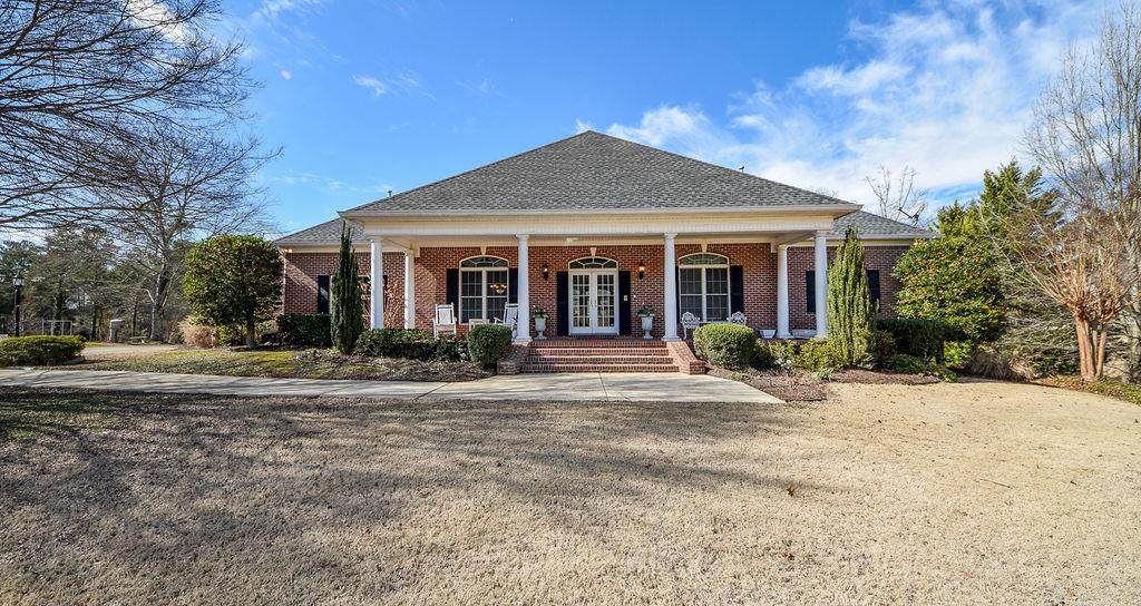 333 Bridgewater Drive - Photo 1