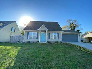 1490 Oak Tree Lane - Photo 1