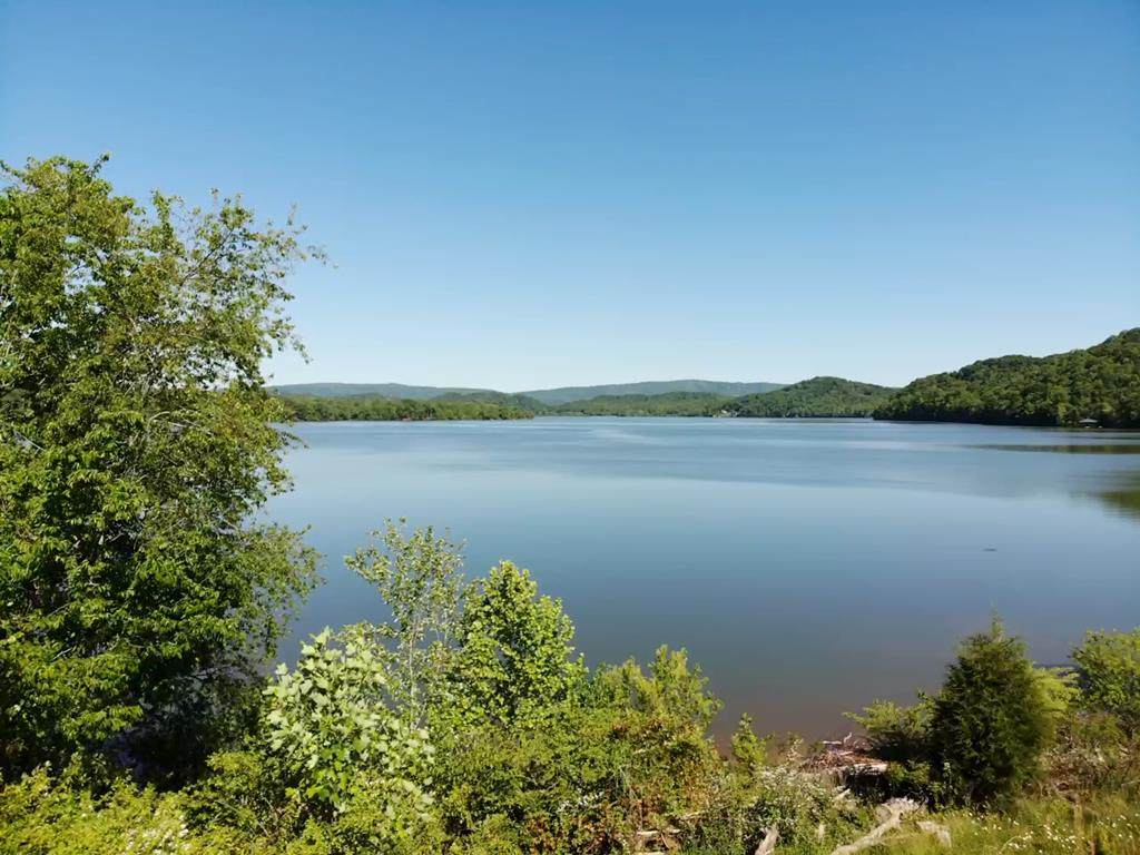 Lot 427 Pointe Vista Drive - Photo 1
