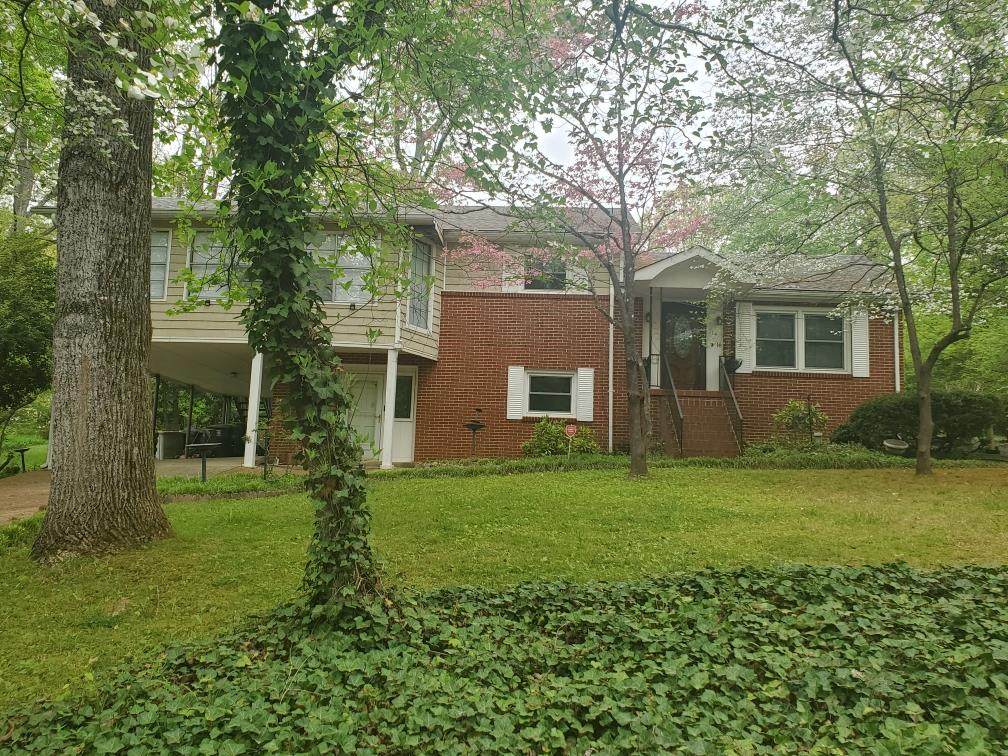 114 Woodlawn Cir - Photo 1