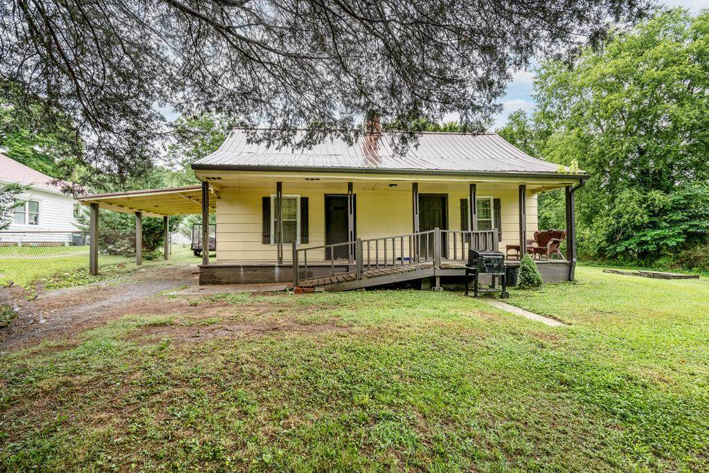 3062 Railroad Street Ne - Photo 1