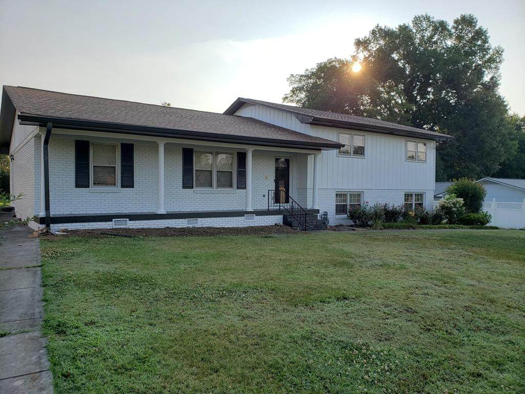 2430 Candies Lane Nw - Photo 1