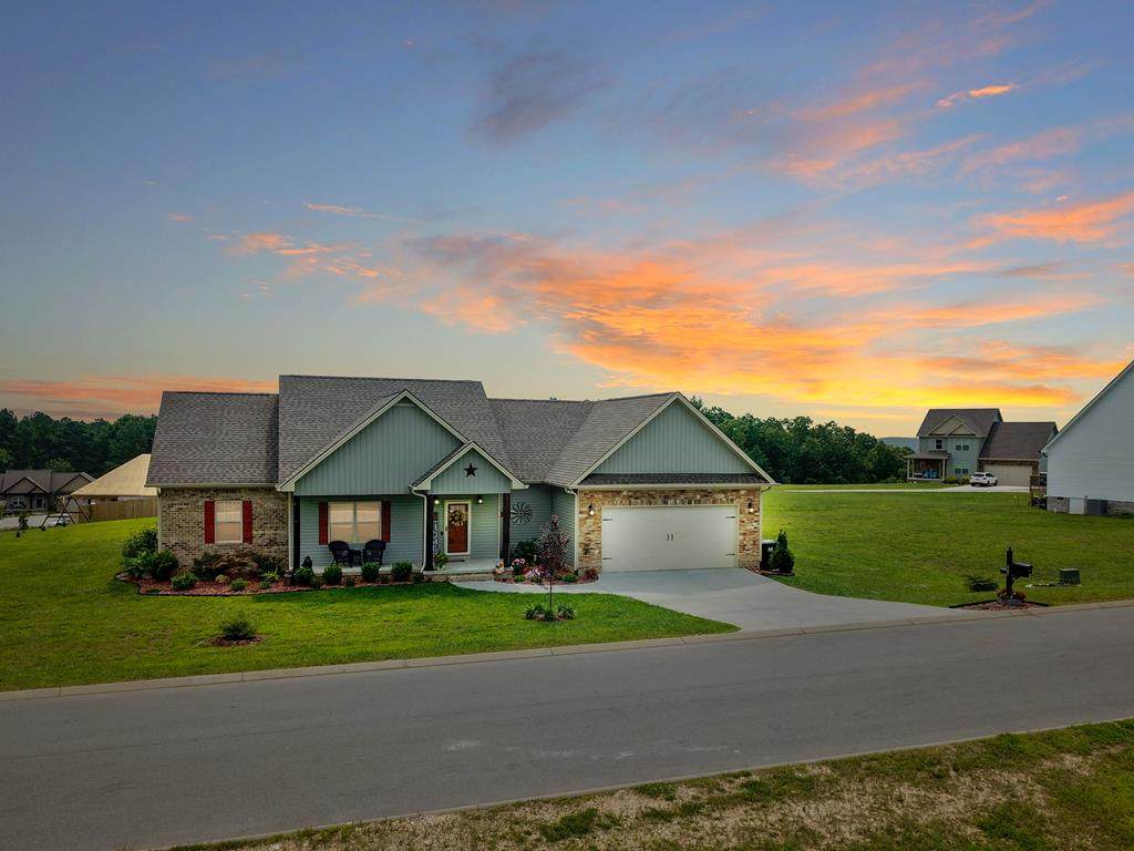 278 Talons Drive Nw - Photo 1