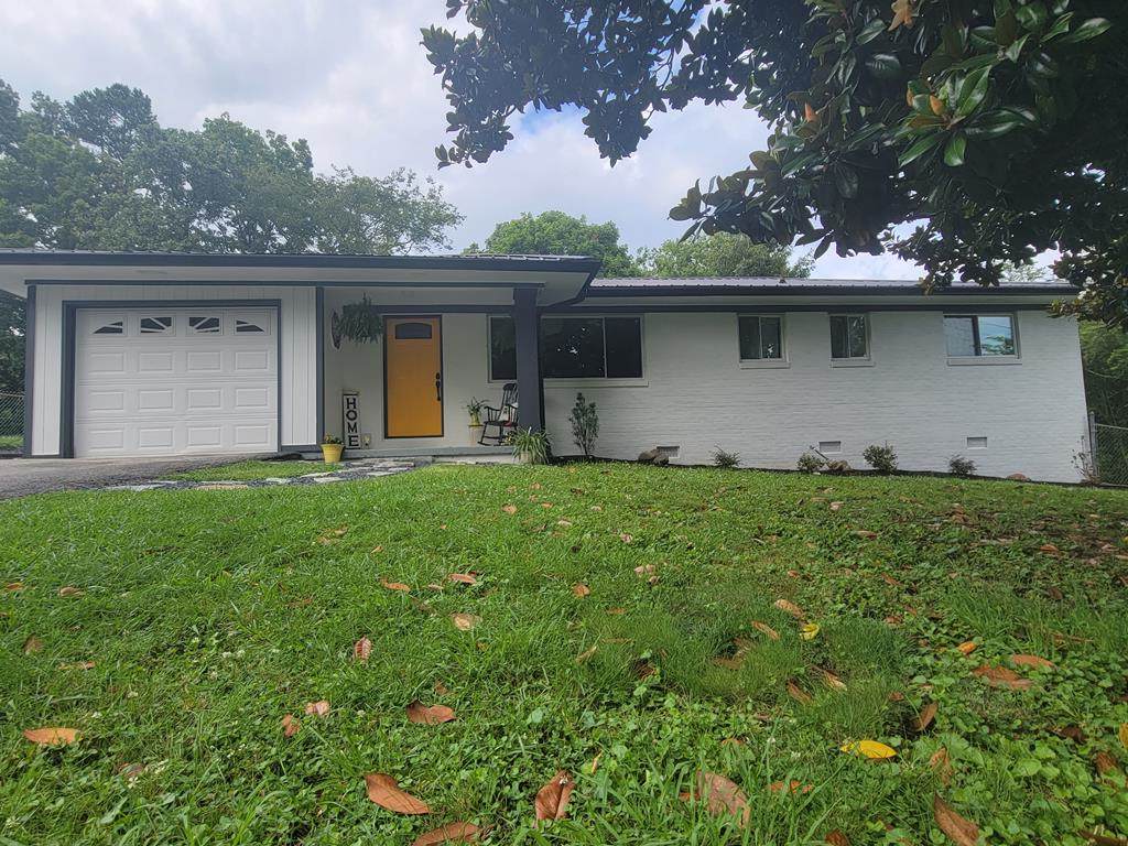 2830 Mcdaris Circle, Se - Photo 1