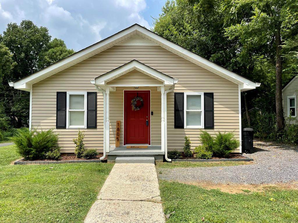 1805 Clemmer Street Ne - Photo 1