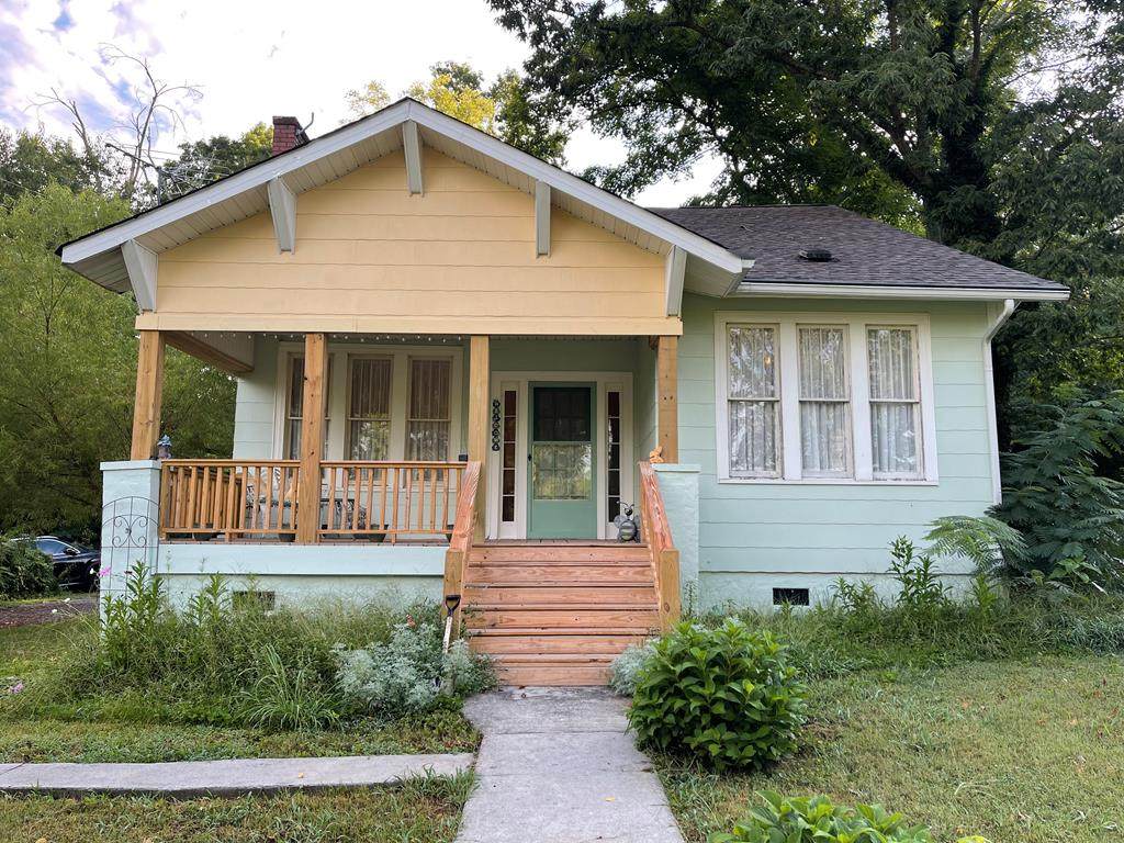 213 South Jackson - Photo 1