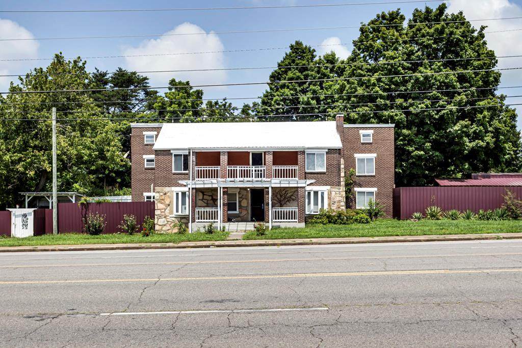 313 N Amhurst - Photo 1