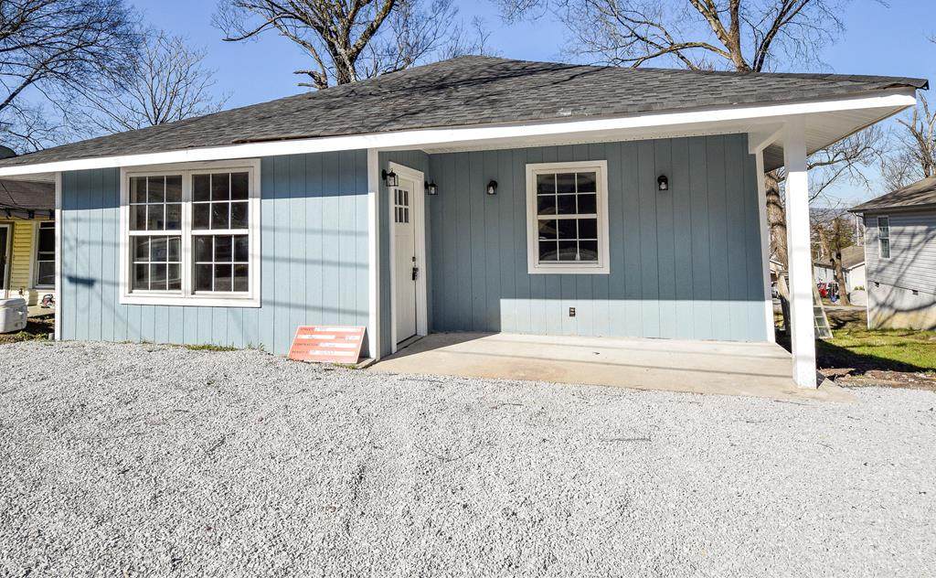 2419 12th Avenue - Photo 1