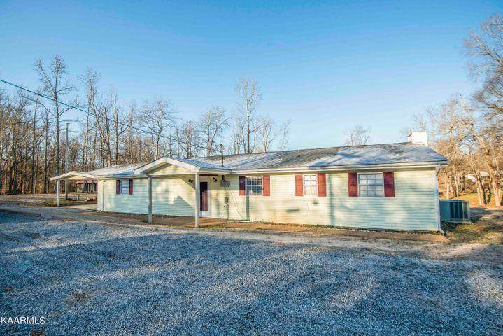 1033 Red Cloud Road - Photo 1