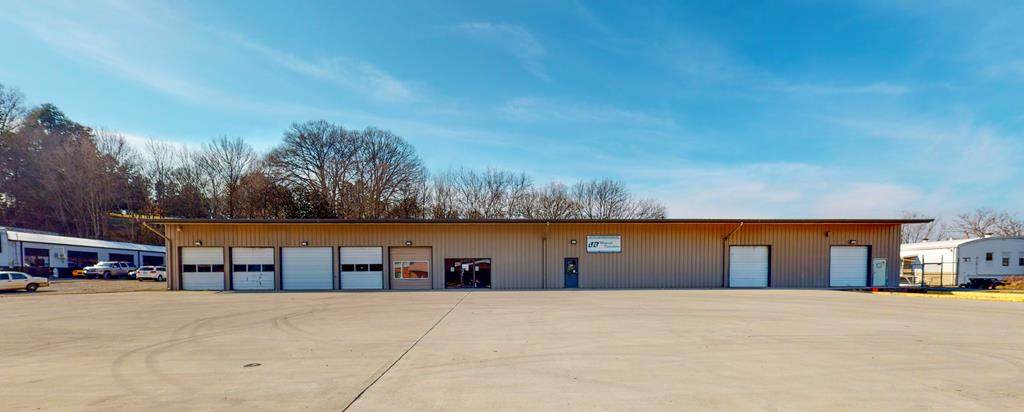 436 Broad Street Sw - Photo 1