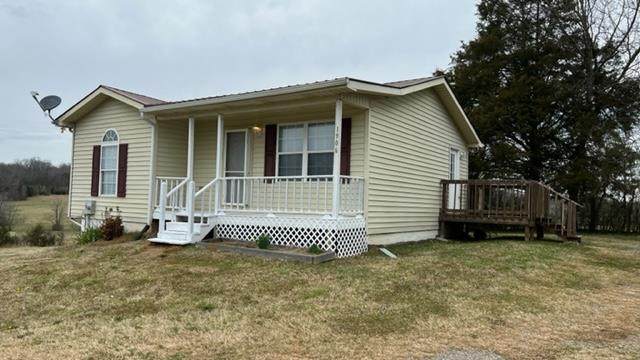 1906 County Road 700 - Photo 1