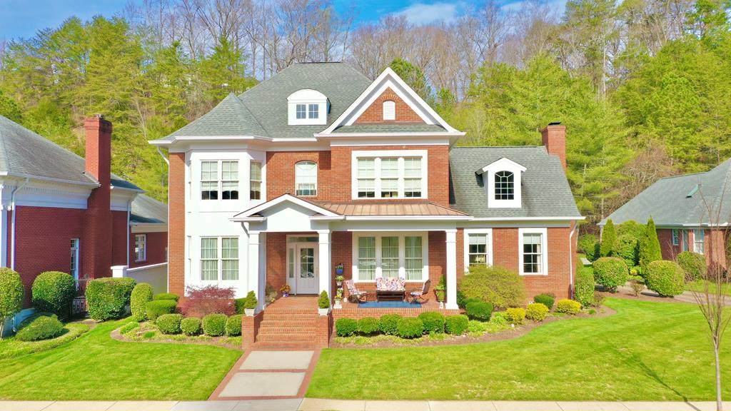 541 Stafford Avenue Nw - Photo 1