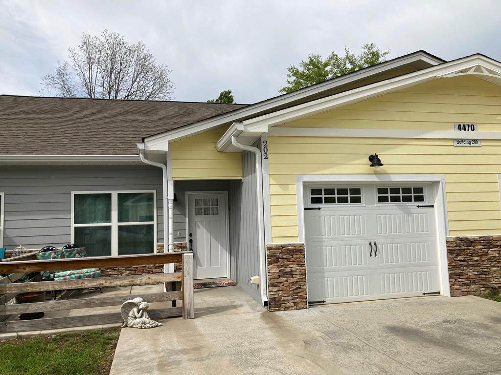 4470 Keith Street Nw - Photo 1