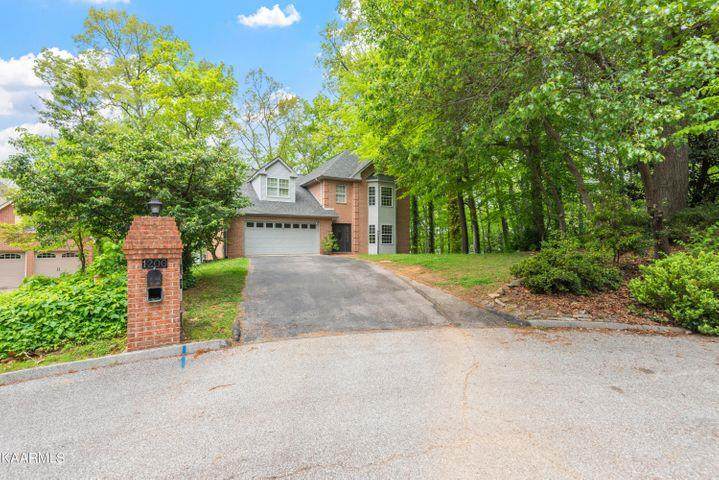 1200 River Oaks Drive - Photo 1
