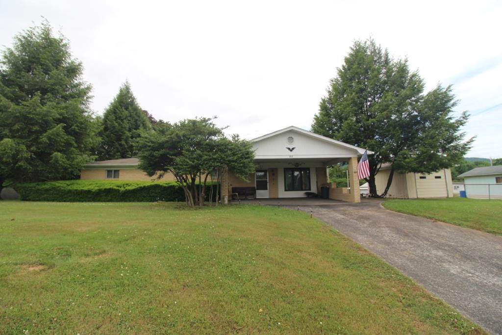 211 Edwards Lane - Photo 1