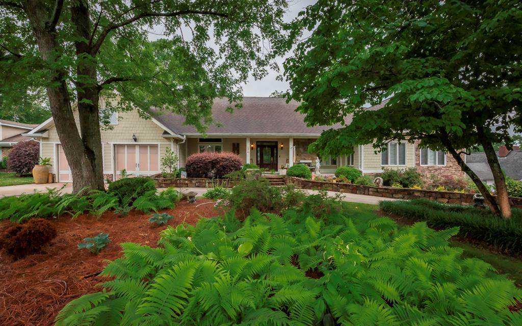 8125 Savannah Hills Drive - Photo 1