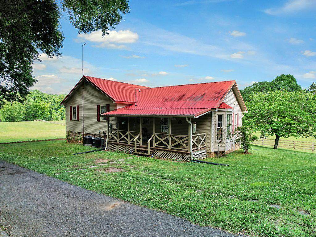 205 Old River Road Ne - Photo 1
