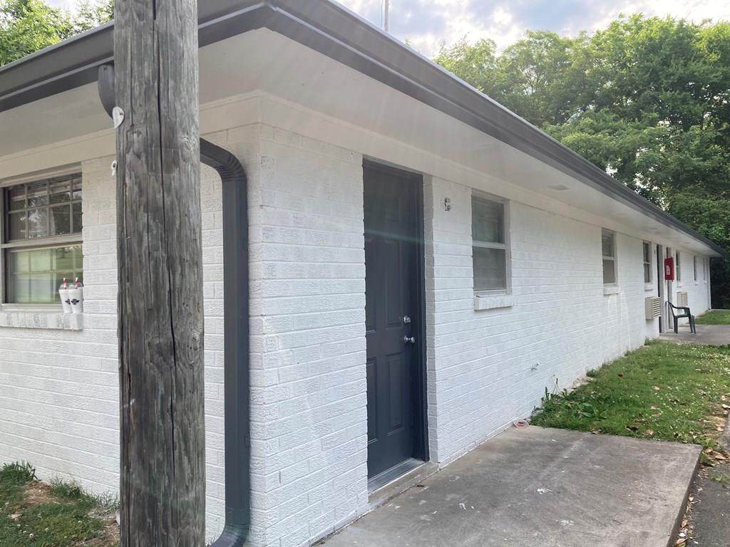 1709 Clemmer Street Ne - Photo 1