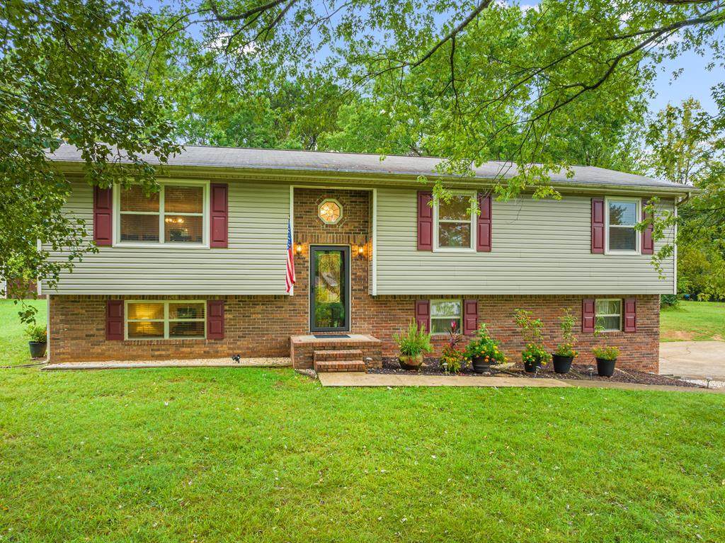 207 Singletree Drive Nw - Photo 1
