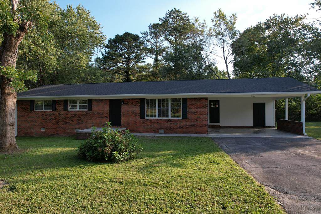 1900 Falcon Drive Se - Photo 1