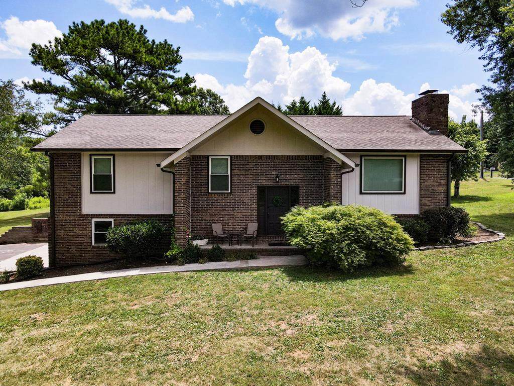 108 Brook Drive Nw - Photo 1