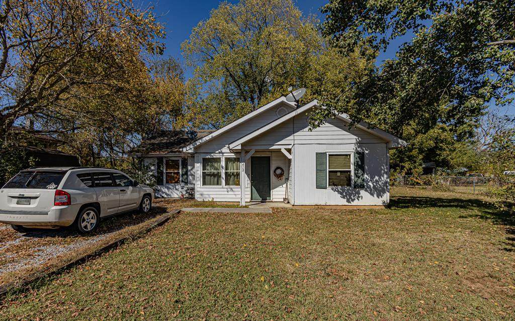 412 Jackson Street - Photo 1