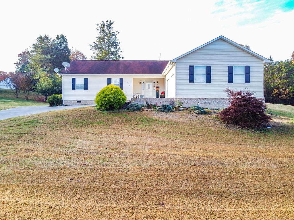 2718 Kenwood Drive - Photo 1