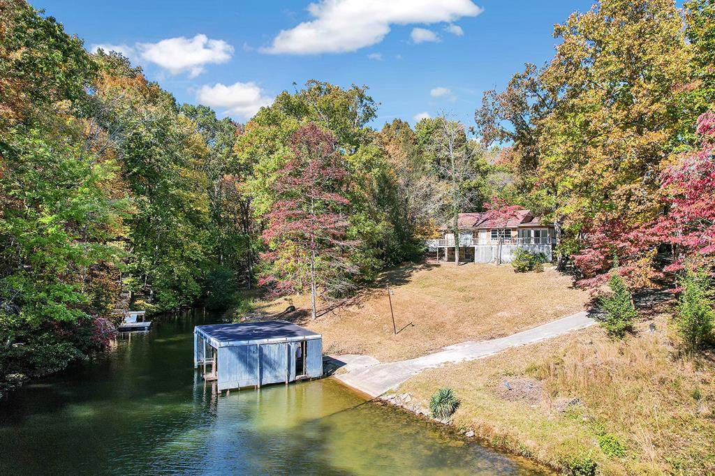 530 Hickory Drive - Photo 1
